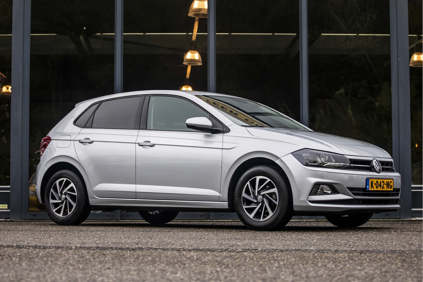 Volkswagen Polo - 1.0 MPI Comfortline Business 1.0 MPI Comfortline Business - AutoWereld.nl