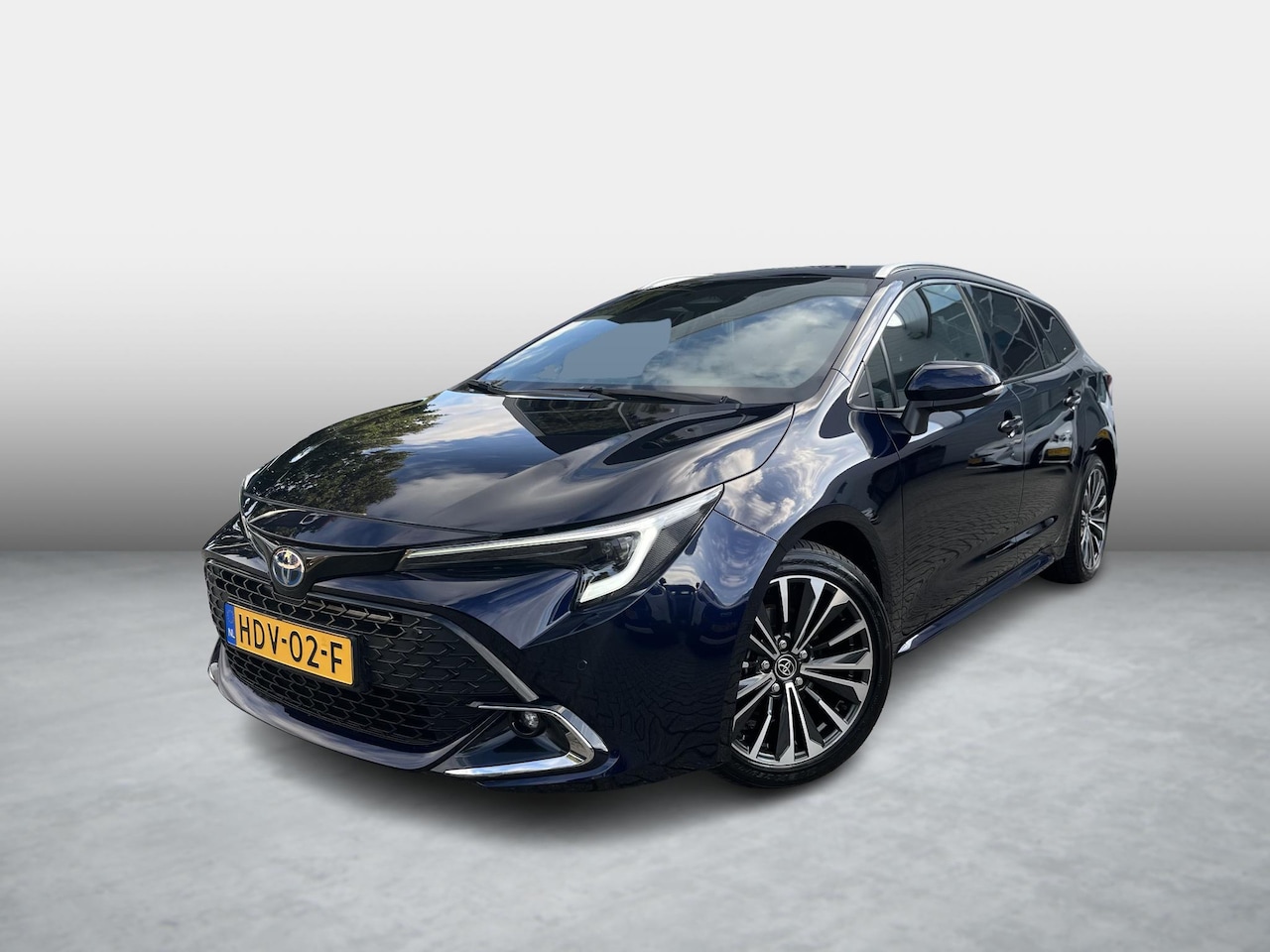 Toyota Corolla Touring Sports - Hybrid 140 Dynamic - AutoWereld.nl