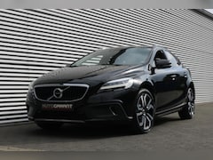 Volvo V40 Cross Country - 2.0 T5 AWD Summum Aut 245PK (Panoramadak Leder/Memory Navi Camera Full-Led Trekhaak 18Inch