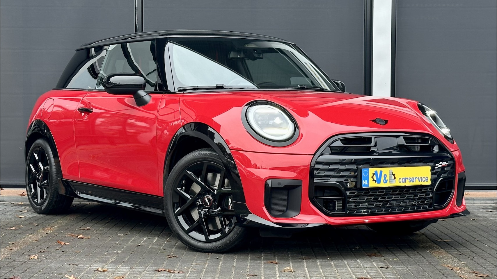 MINI Cooper - Mini 1.5 C John Cooper Works L / Pano / HUD / Stoel/stuur verwr. - AutoWereld.nl