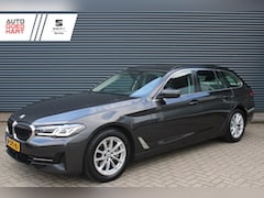 BMW 5-serie Touring - 520i Business Edition Plus Laser Stoelverwarming Leder CarPlay NAP