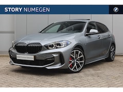 BMW 1-serie - 118i High Executive M Sport Automaat / Panoramadak / Sportstoelen / Achteruitrijcamera / A