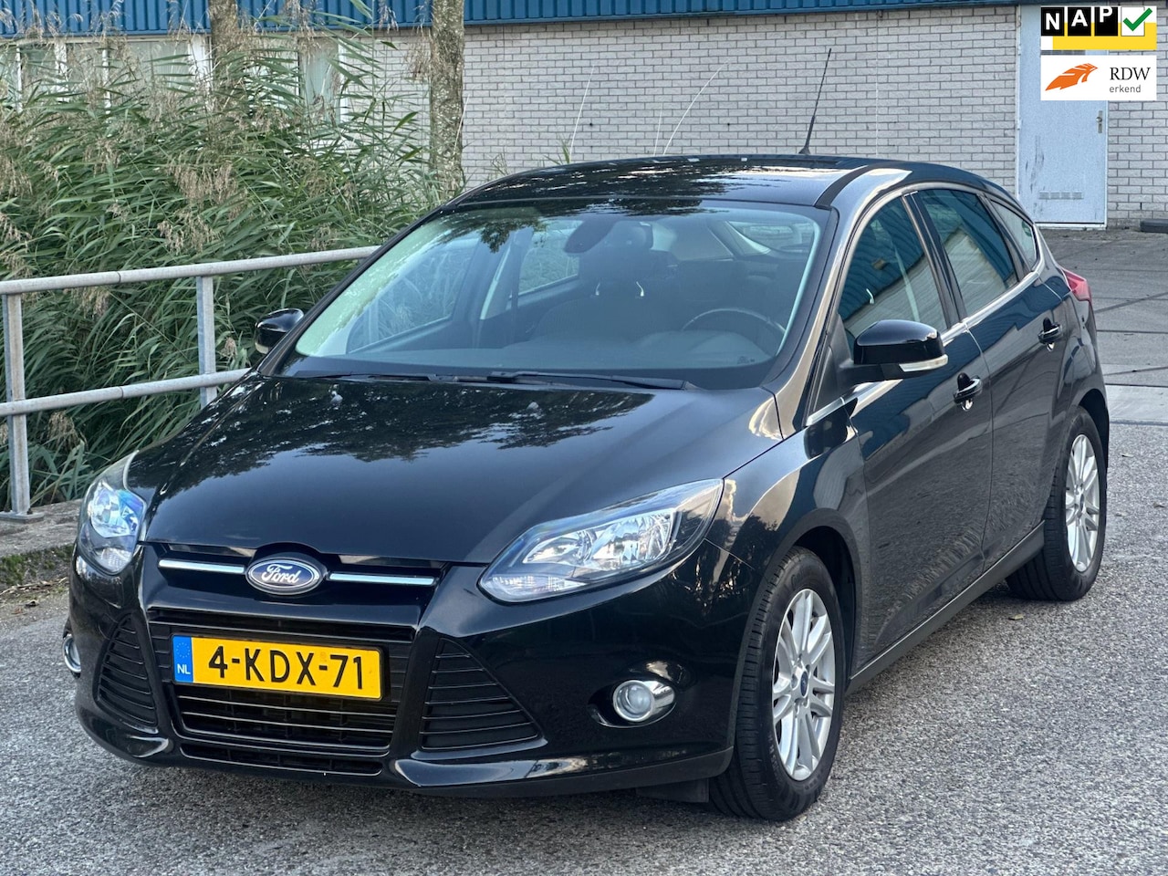 Ford Focus - 1.0 EcoBoost Titanium!PDC!Navi!LM.velgen!NAP!Dealer onderhouden! - AutoWereld.nl