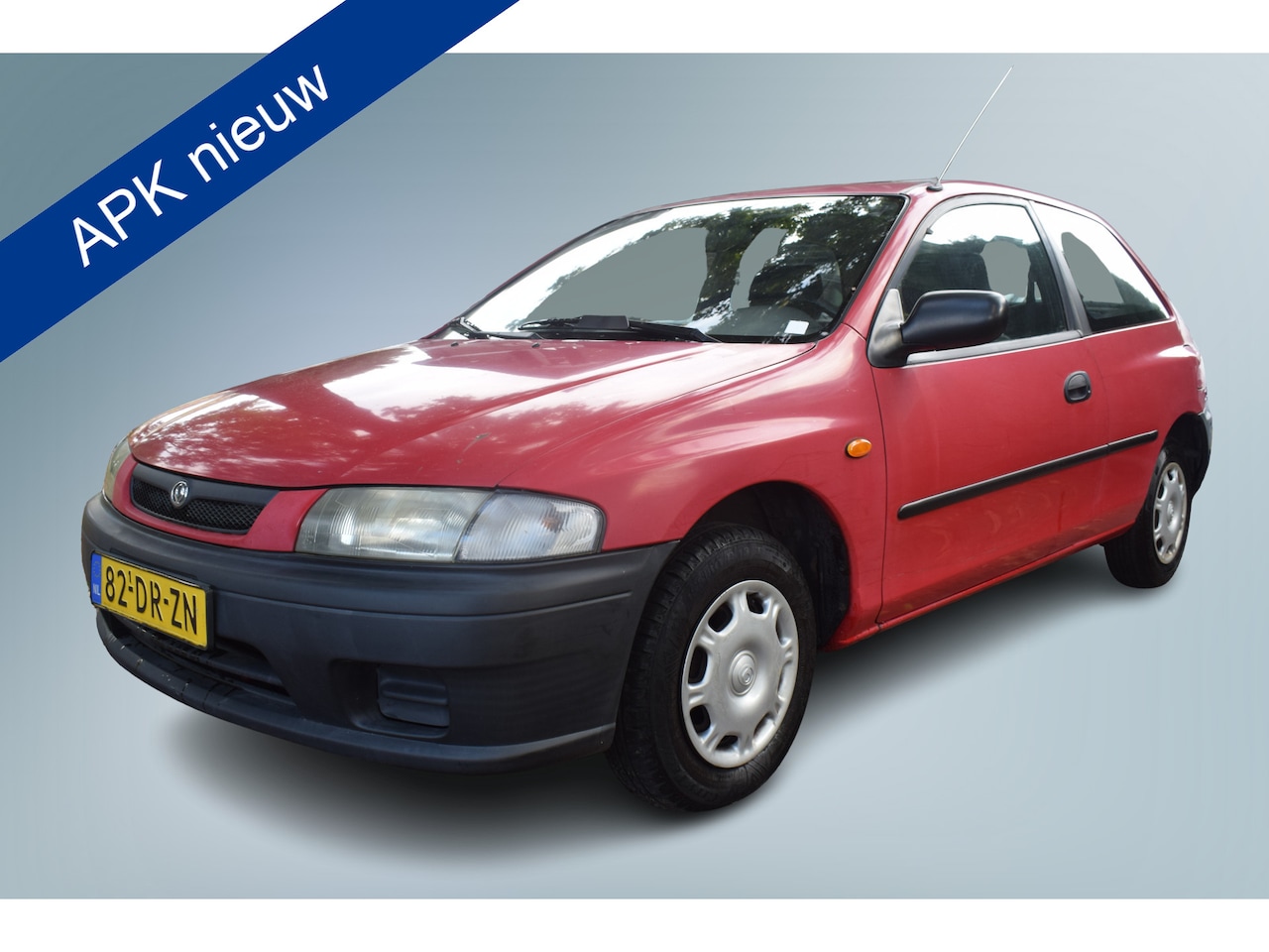 Mazda 323 - 1.3i P GLX Cruise/St.Bekr - AutoWereld.nl