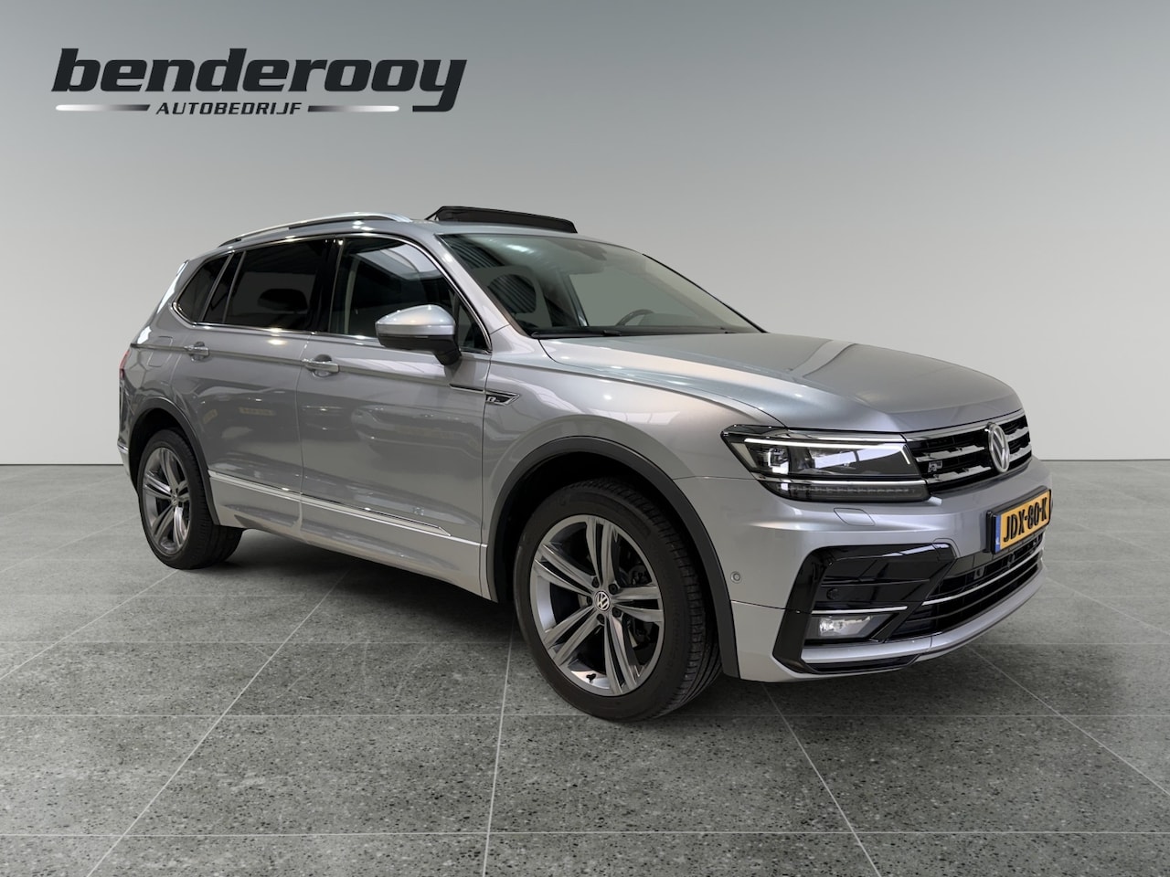 Volkswagen Tiguan Allspace - 1.5 TSI Highline 7p. DSG Highline | R -line - AutoWereld.nl