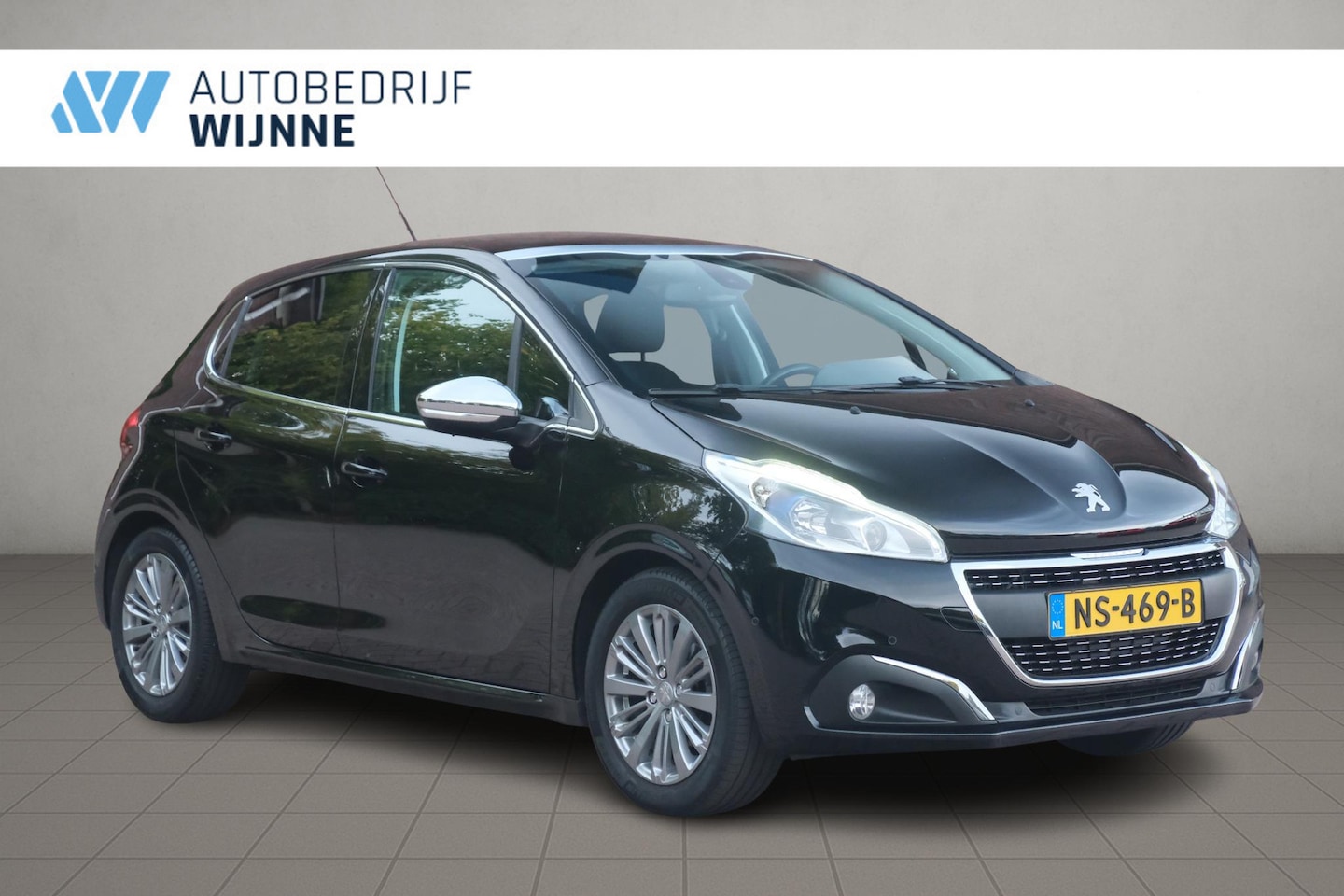Peugeot 208 - 1.2 Turbo 110pk 5-drs Allure | Navi | App Connect | Climate | Cruise | Panoramadak | Camer - AutoWereld.nl