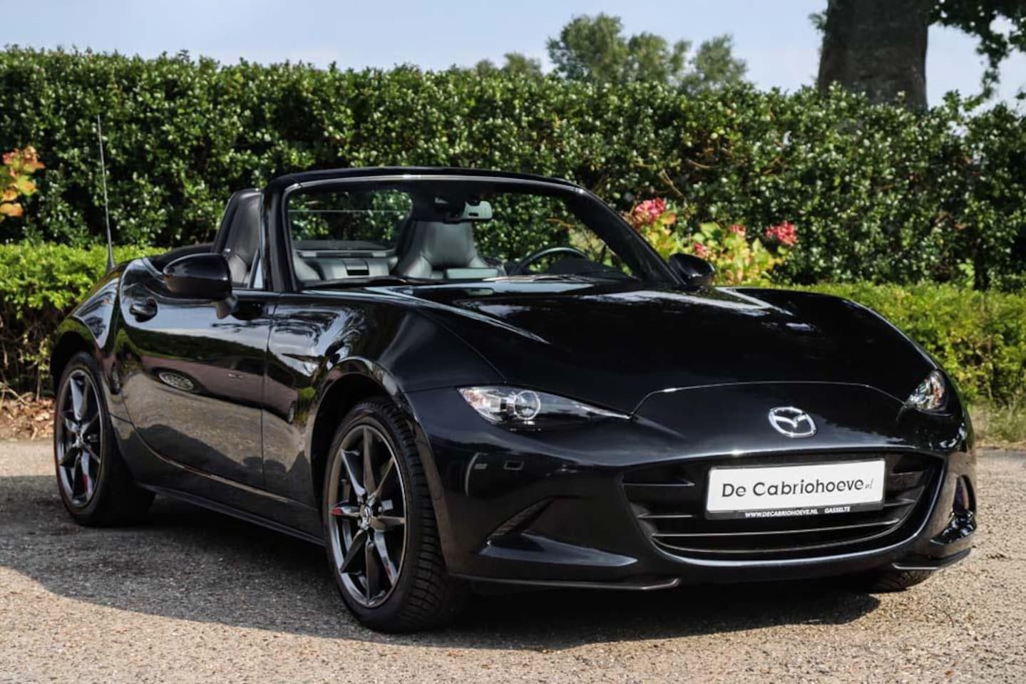 Mazda MX-5 - ND 2.0l SkyActiv-G 184 GT-M Jet Black Mica - AutoWereld.nl