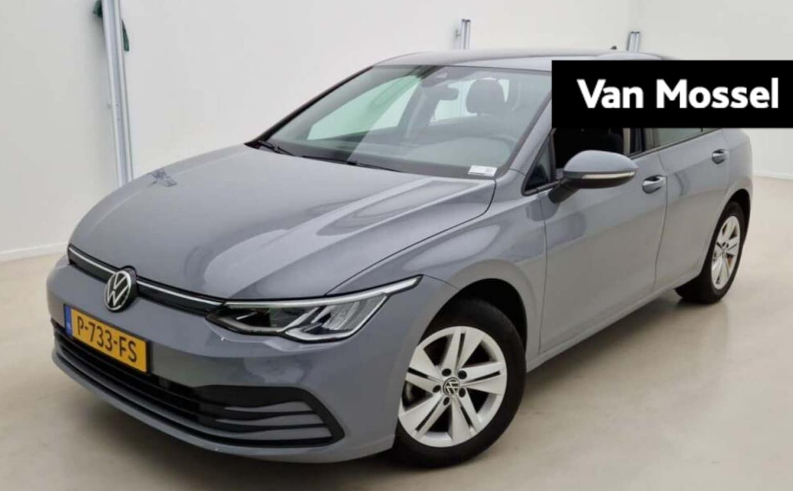 Volkswagen Golf - 1.0 TSI Life | 110 PK | Digital Cockpit | Keyless | Parkeersensoren | Stoel en Stuurverwar - AutoWereld.nl