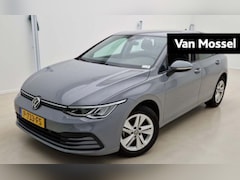 Volkswagen Golf - 1.0 TSI Life | 110 PK | Digital Cockpit | Keyless | Parkeersensoren | Stoel en Stuurverwar