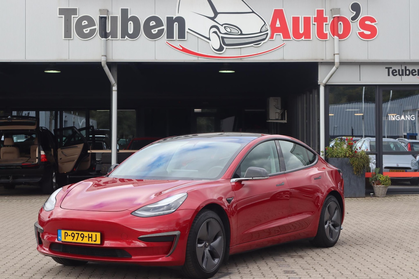 Tesla Model 3 - Standard RWD Plus 60 kWh 90% SOH, Lederen interieur, Cruise control, 360 Camera, Autopilot - AutoWereld.nl