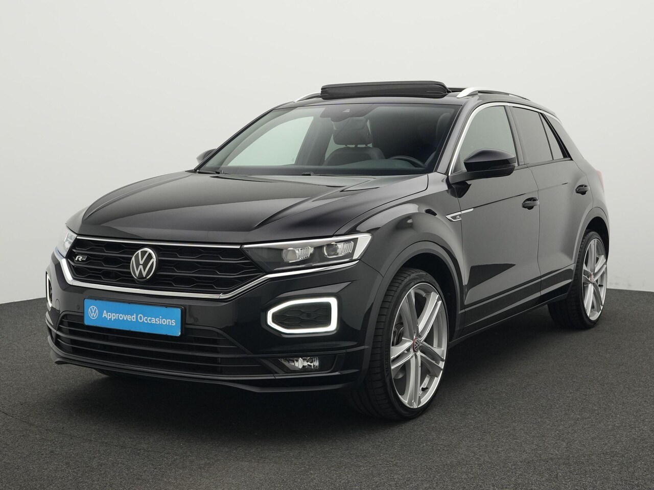 Volkswagen T-Roc - 1.5 TSI 150 pk DSG Sport Business R | Panoramadak | Achteruitrijcamera | Adaptive Cruise | - AutoWereld.nl