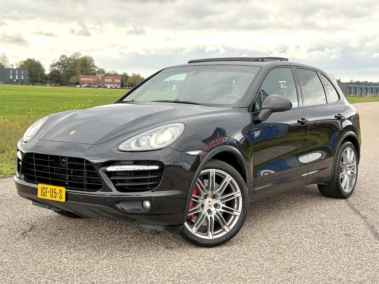 Porsche Cayenne - 4.8 Turbo | Pano | 501 PK | Alcantara hemel - AutoWereld.nl