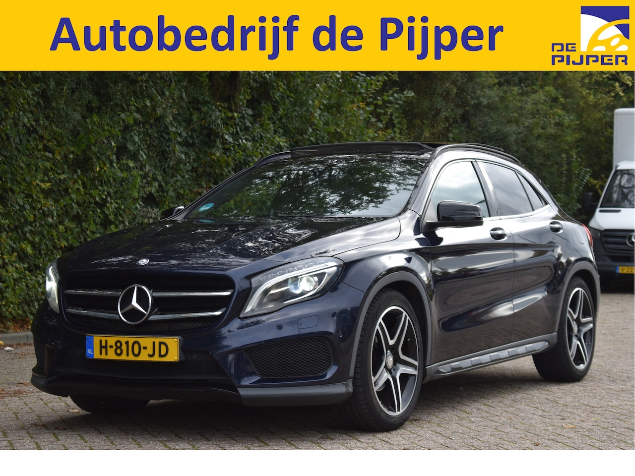 Mercedes-Benz GLA-Klasse - 200 AMG Night Edition | Pano.dak | Afn.trekhaak | Camera | Stoelverwarming | Carplay/Andro - AutoWereld.nl