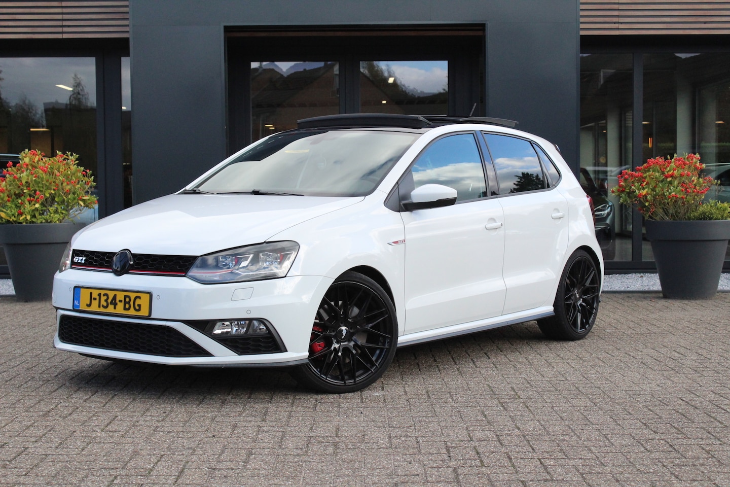 Volkswagen Polo - Polo 1.8 TSI GTI Automaat-Panodak - AutoWereld.nl
