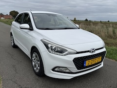 Hyundai i20 - 1.2 HP i-Motion Airco/Cruise/ NIEUW MODEL