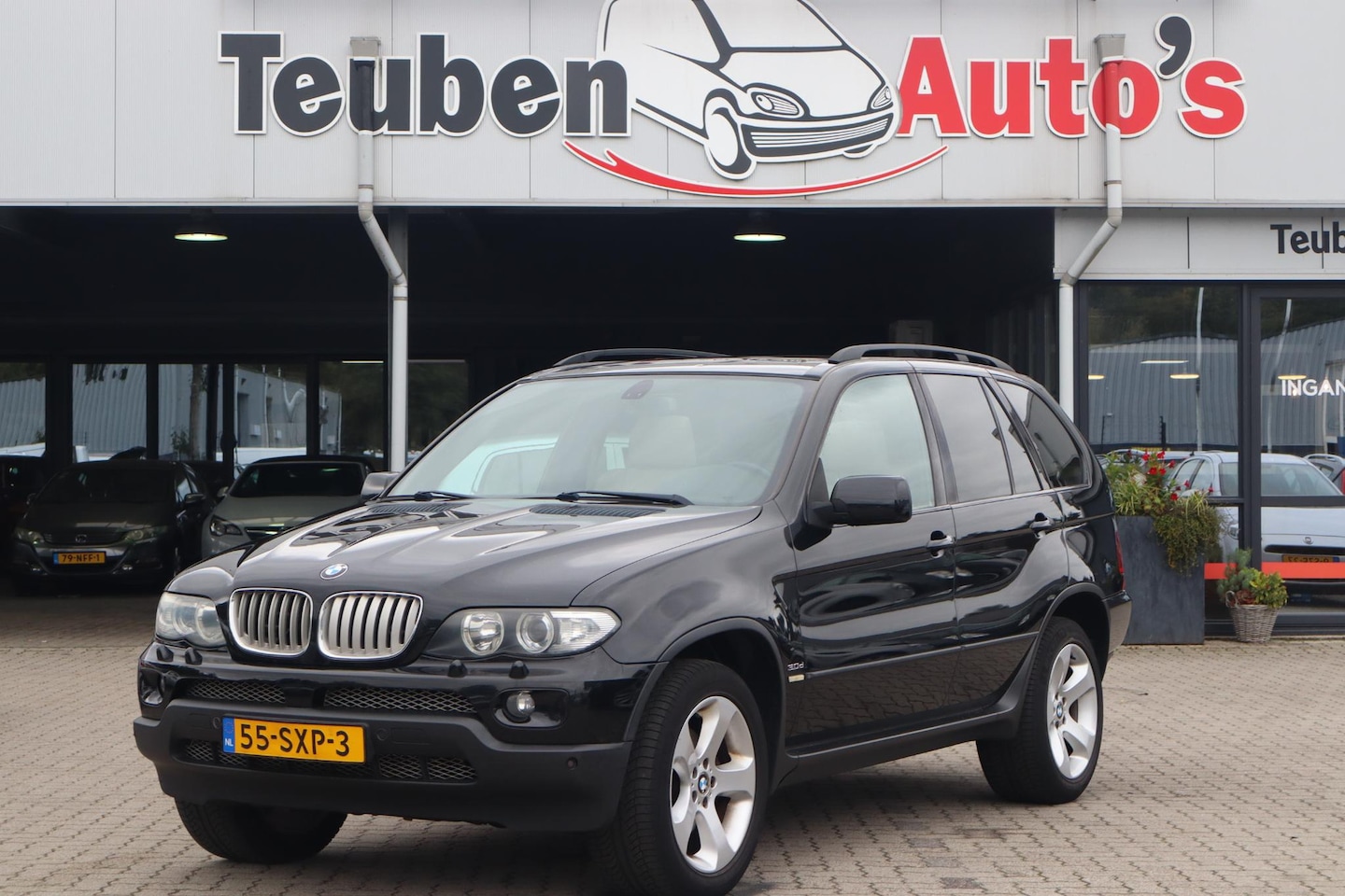 BMW X5 - 3.0d Lifestyle Edition Panoramadak, Schuif- kanteldak, Trekhaak, Lederen interieur, Climat - AutoWereld.nl