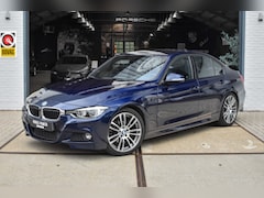 BMW 3-serie - 330e *NAP | Automaat | 19" | Cruise | Clima | Navi | Leder | Stoelverwarming | Parkeersens