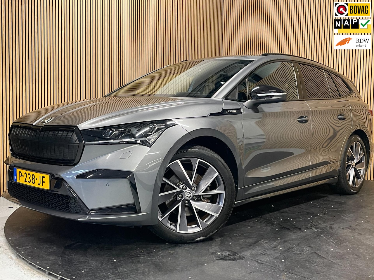 Skoda Enyaq iV - 60 SPORTLINE|TREKHAAK|AMBIENT LIGHT|KUIPSTOEL|CARPLAY|CAMERA|ACC|STUURVERW.|INCL.BTW|NL-AU - AutoWereld.nl