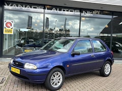 Ford Fiesta - 1.3-16V Trend Nieuwe APK LM-Velgen Stuurbekr. Elek. Pakket NAP NL-Auto