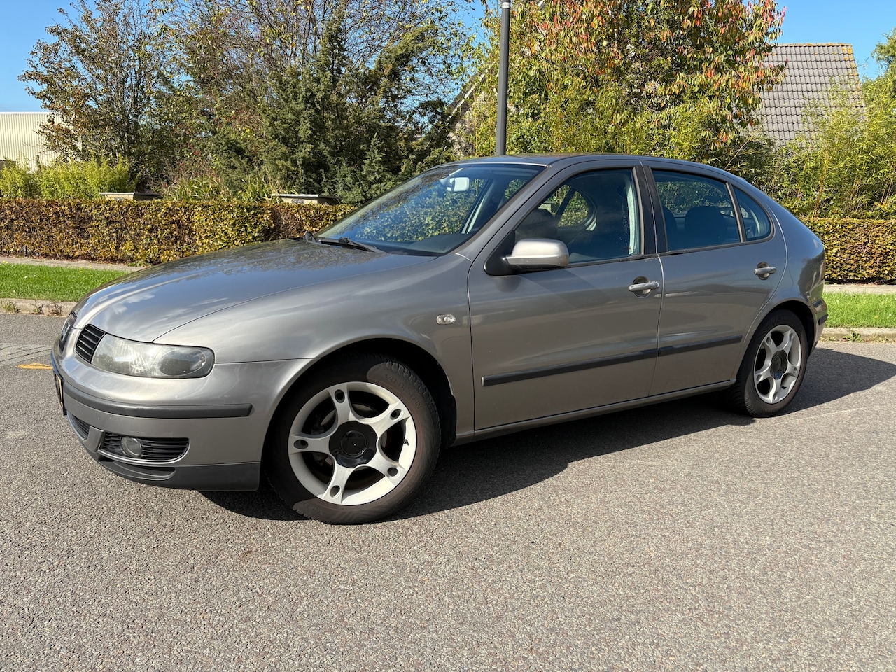 SEAT Leon - 1.6-16V Sport Airco|Climate|Trekhaak - AutoWereld.nl