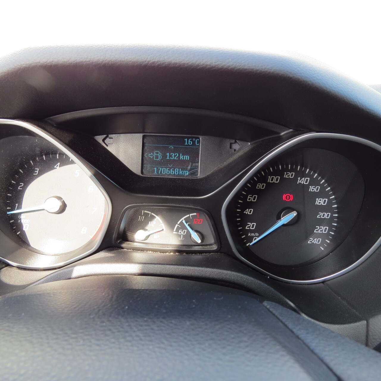 Ford Focus Wagon - 1.6 TI-VCT Trend