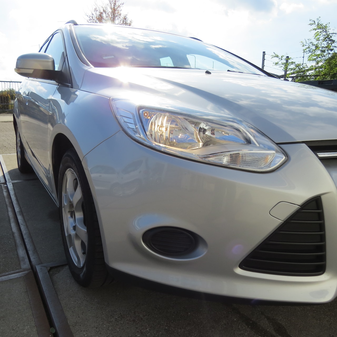 Ford Focus Wagon - 1.6 TI-VCT Trend