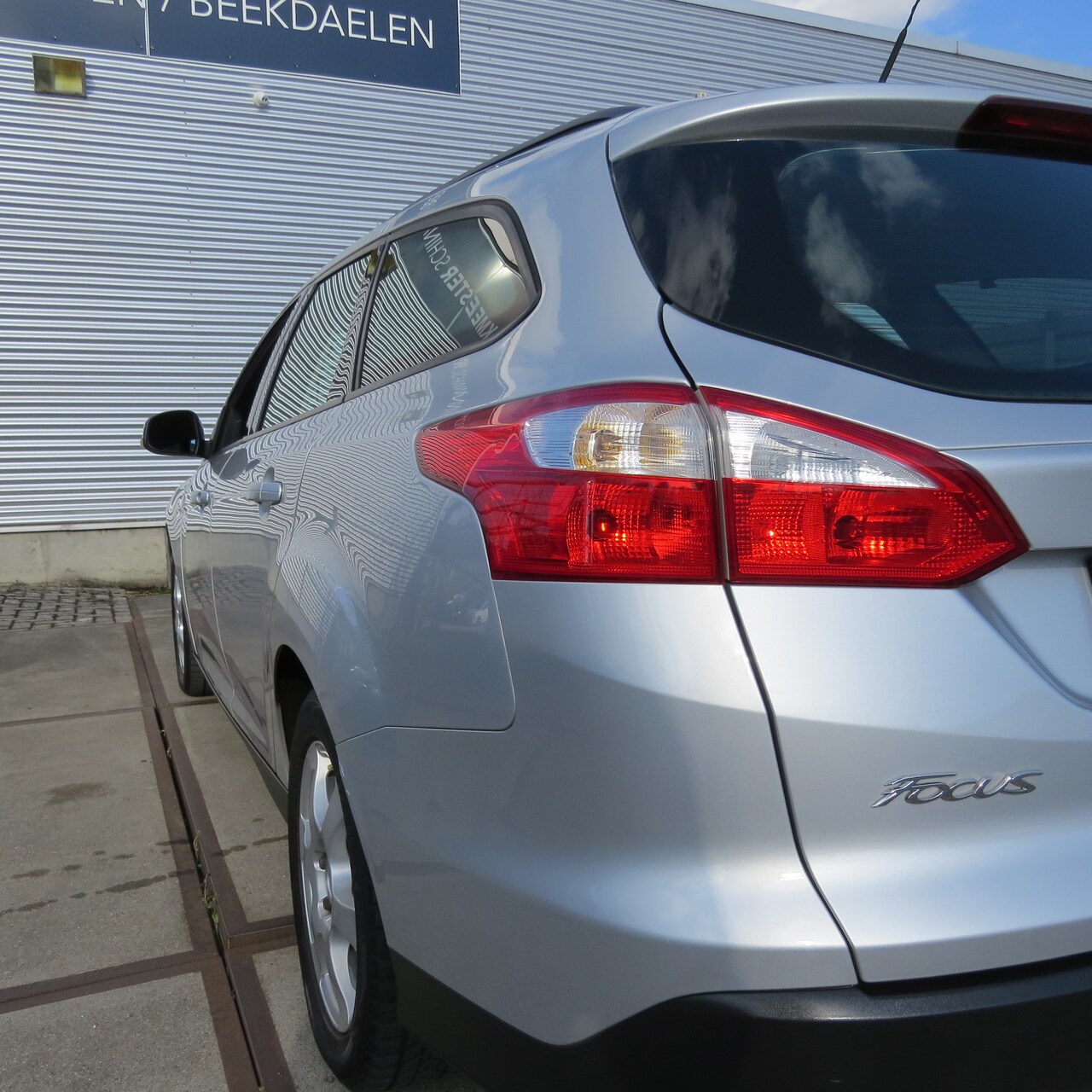 Ford Focus Wagon - 1.6 TI-VCT Trend