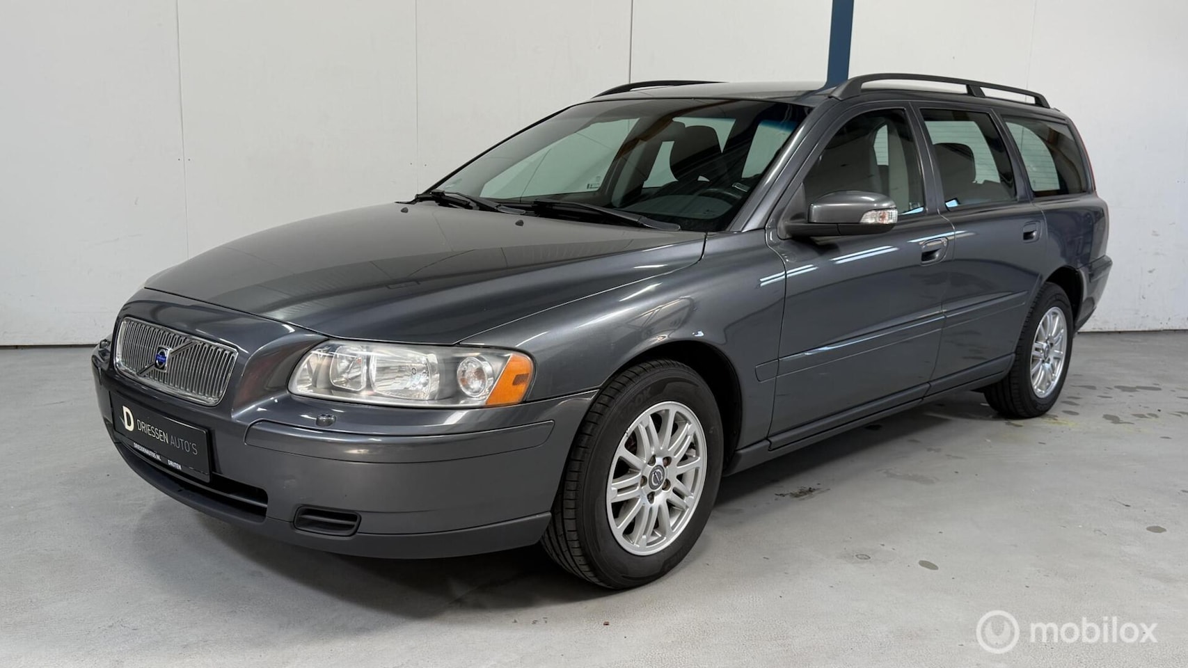 Volvo V70 - 2.4 Kinetic 170PK / YOUNGTIMER / 1E EIGENAAR - AutoWereld.nl