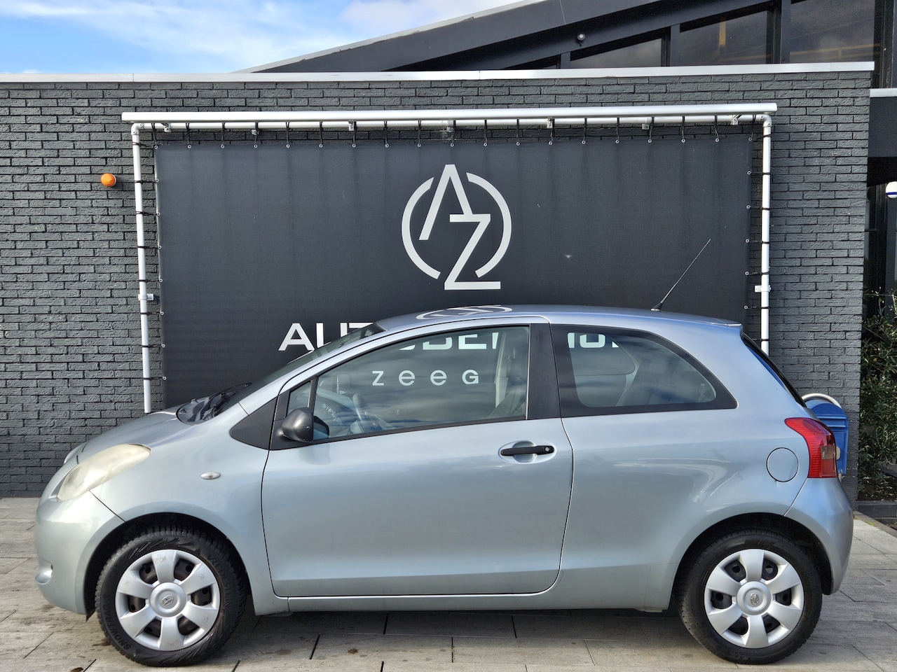 Toyota Yaris - 1.0 VVT-i Terra 1.0 VVTi Terra - AutoWereld.nl