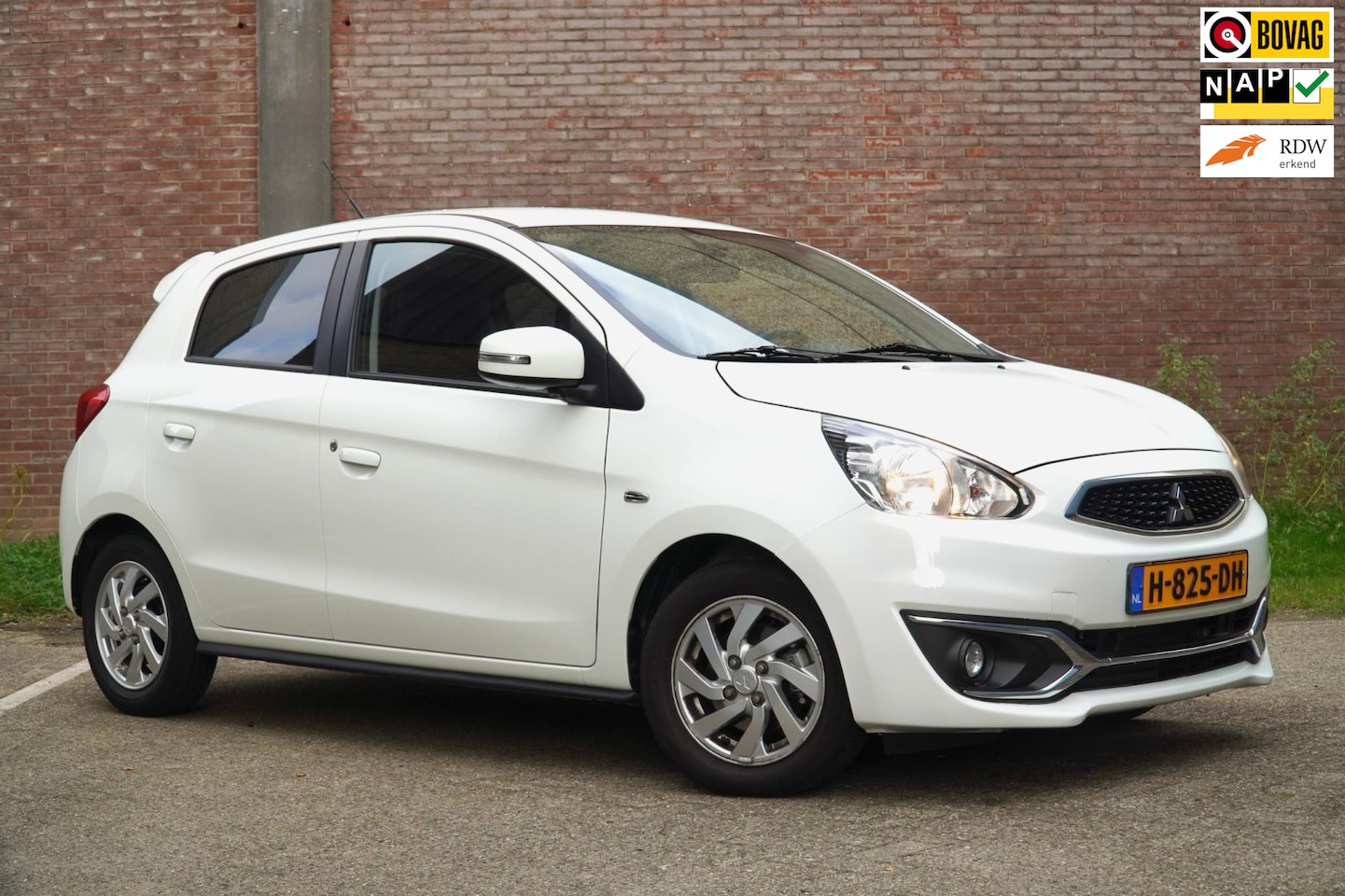Mitsubishi Space Star - 1.2 Advance 1.2 Advance, Airco, Nav, PDC Achter, Lichtmetalen Velgen, Lage km.stand - AutoWereld.nl