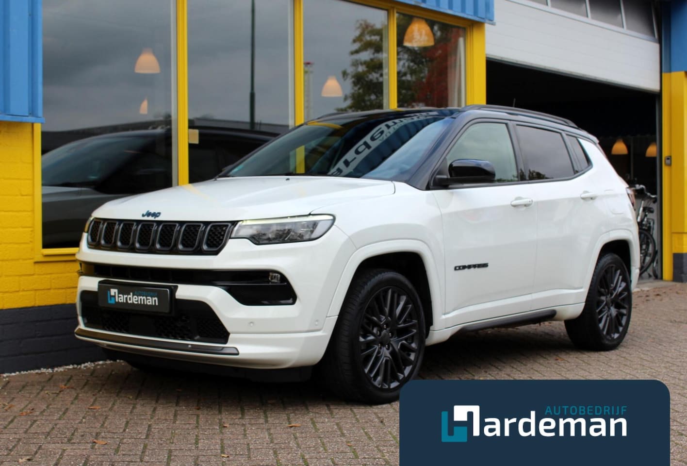 Jeep Compass - 4xe 240 Plug-in Hybrid Electric S 4xe 240 Plug-in Hybrid Electric S - AutoWereld.nl