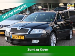 Skoda Octavia Combi - 2.0 FSI Elegance Business XENON_GR-NAVI_PDC V+A_TREKHAAK