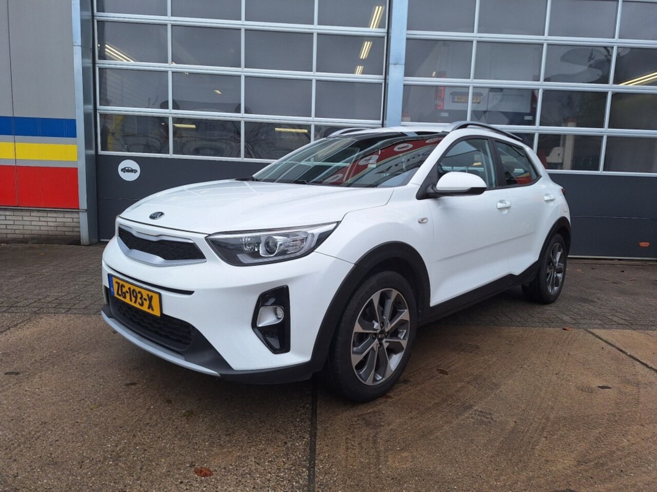 Kia Stonic - 1.0 T-GDi DynamicLine 1.0 T-GDi DynamicLine - AutoWereld.nl