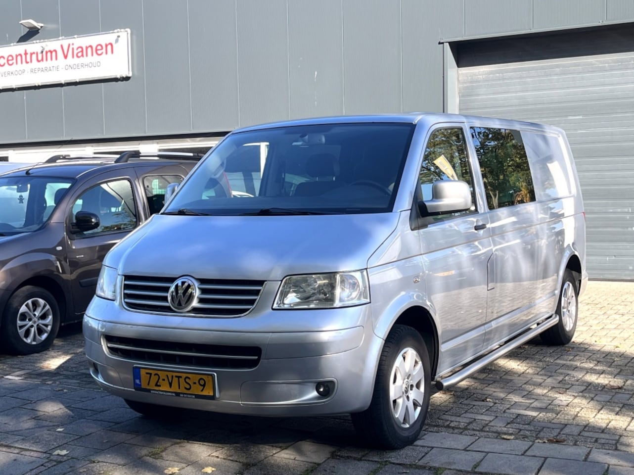 Volkswagen Transporter - 2.5 TDI 96kW Dubbel Cabine Camera DVD Airco - AutoWereld.nl