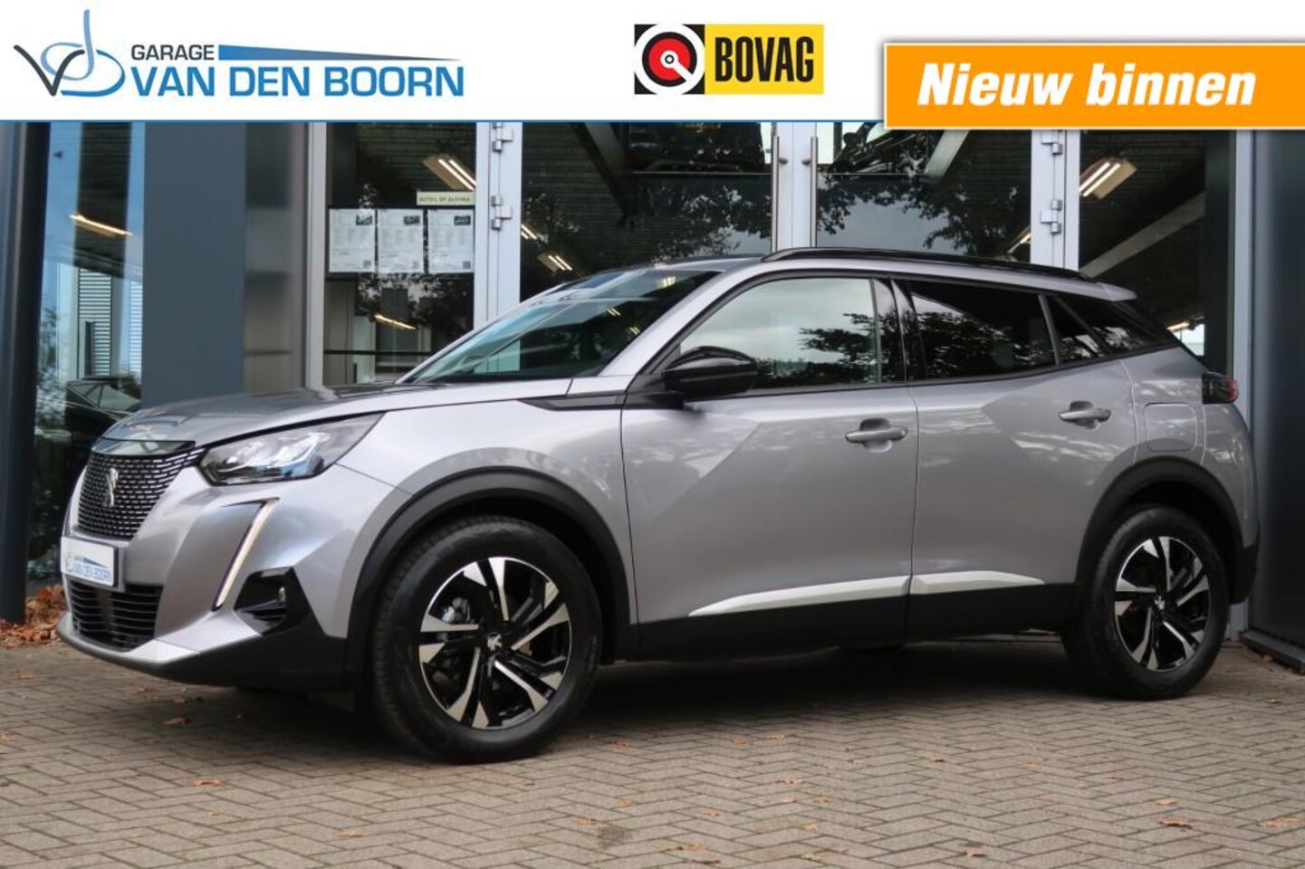Peugeot 2008 - 1.2 PURETECH 130PK ROAD TRIP, Navi, Apple Carplay/ Android Auto, etc. - AutoWereld.nl