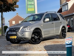Mercedes-Benz ML-klasse - 55 AMG / Schuif-Kantel / Bose / Leder / Memory / Camera / Trekhaak / Stoelverwarming / Pdc