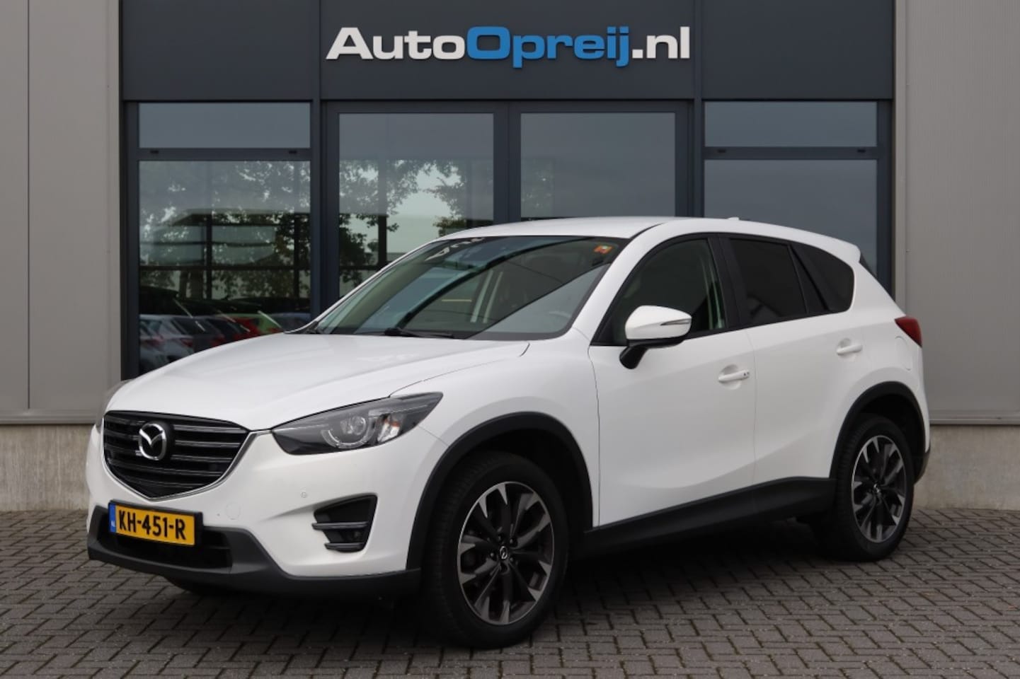 Mazda CX-5 - 2.0 SkyActive-G 165pk GT-M Line NAVI, Clima, Cruise, Leder bekl, Trekhaak, Stoelverwarming - AutoWereld.nl