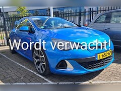 Opel Astra - 2.0 TURBO 280PK OPC 2013