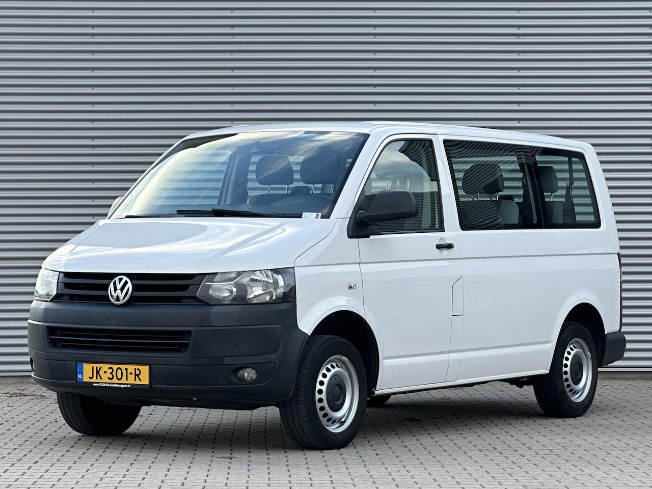 Volkswagen Transporter Kombi - 2.0 TDI L1H1 Trendline personenbus BPM VRIJ! - AutoWereld.nl