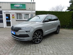 Skoda Karoq - 1.5 TSI ACT Sportline Business Digital Cockpit - ACC - Park.Cam. Park Assist - Apple Carpl