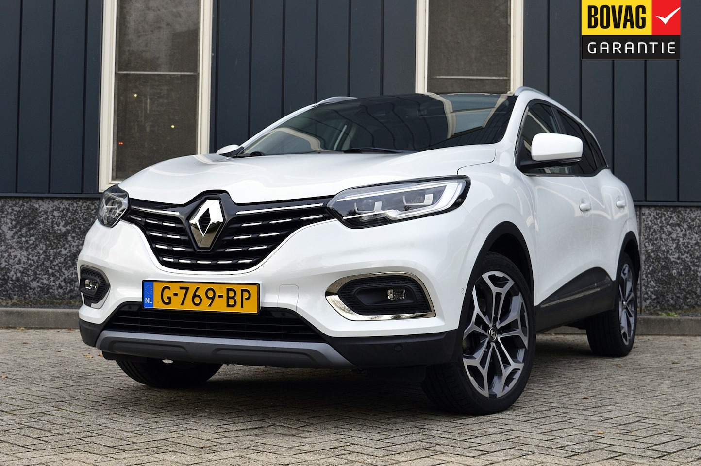 Renault Kadjar - 1.3 TCe Intens Rijklaarprijs-Garantie Rijklaarprijs-Garantie Panoramadak Trekhaak Sport in - AutoWereld.nl
