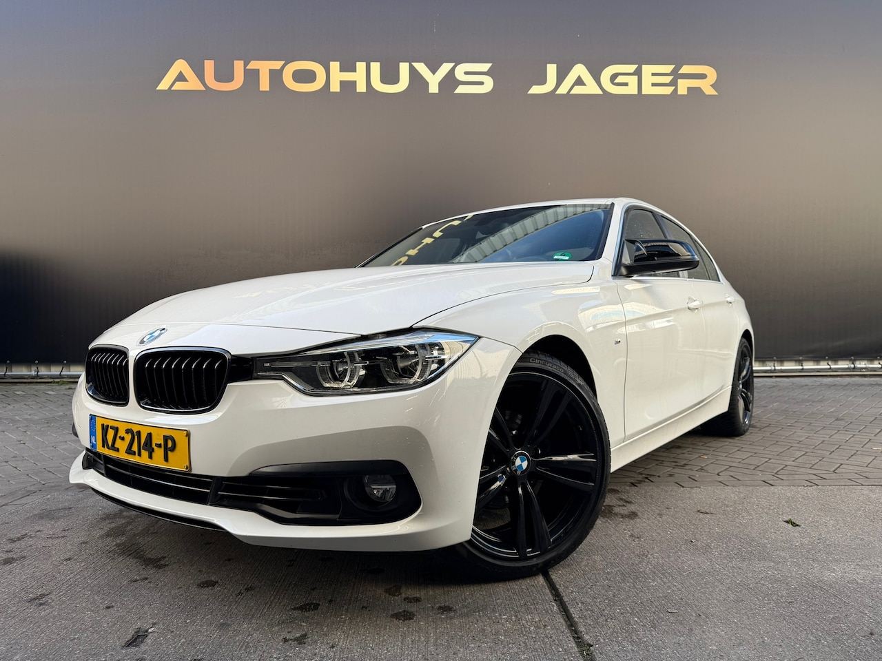 BMW 3-serie - 320i Centennial Executive|Sportline|Automaat| - AutoWereld.nl