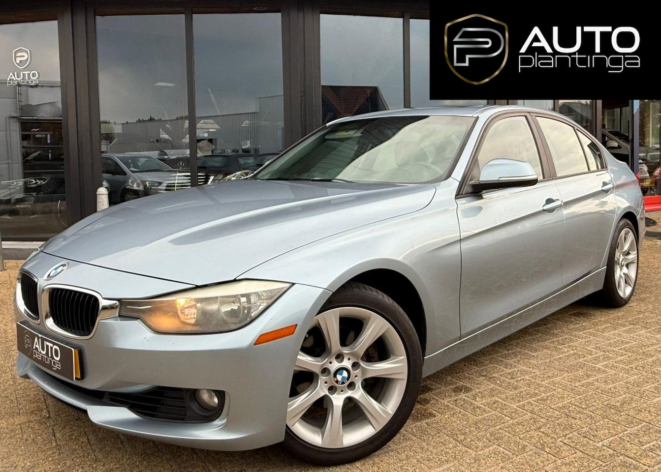 BMW 3-serie - 328i xDrive High Executive 245PK | Automaat | Elektrisch Glazen Schuif-/Kanteldak | Memory - AutoWereld.nl