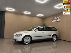 Volvo V50 - 2.4 Edition I * Automaat / Trekhaak / LM Velgen / Cruise control / NL Auto