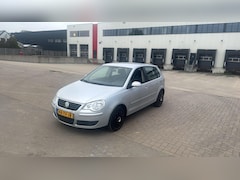 Volkswagen Polo - 1.4-16V Optive 154.000 NAP Airco Zilver 2007