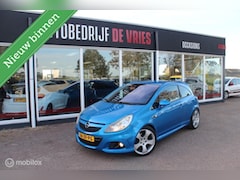 Opel Corsa - 1.6-16V T OPC NL-Auto Nap 18Inch/Recaro-Sport/Apple-Carplay