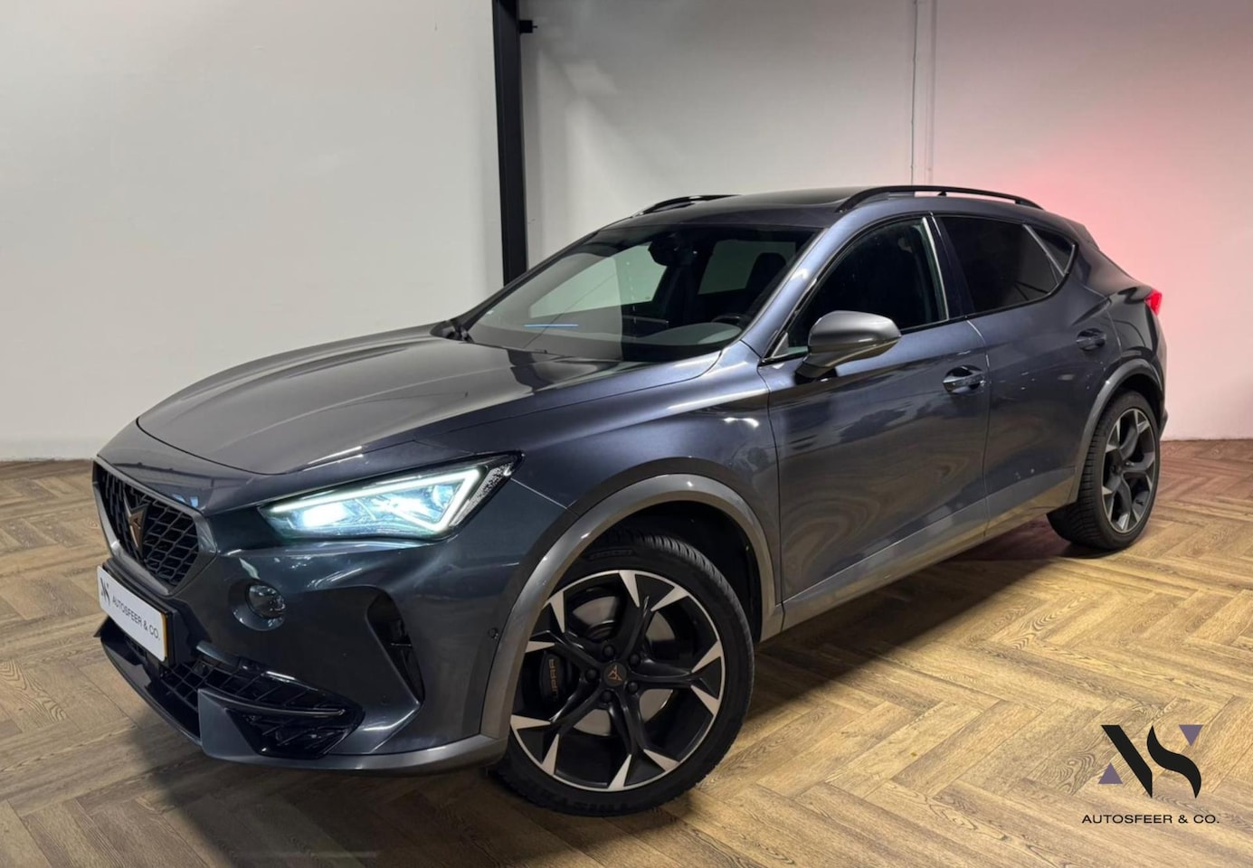 CUPRA Formentor - 2.0 TSI 4DRIVE KEYLESS PANO SFEER VOL' - AutoWereld.nl