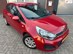 Kia Rio - 1.2 CVVT Comfort Pack / 1e Eig / Airco / 5DRS / NAP