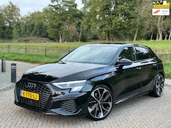 Audi A3 - 30 TFSI S edition Led | Virtual | Matrix |