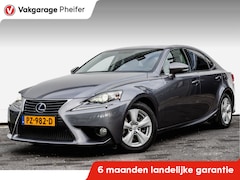 Lexus IS - 300h Edition Full map navigatie/ Cruise control/ DAB+/ Pdc v+a/ Tel. bluetooth